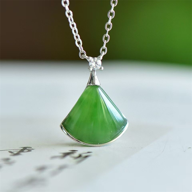 Skirts - Pendentif de chaîne pour clavicule, argent