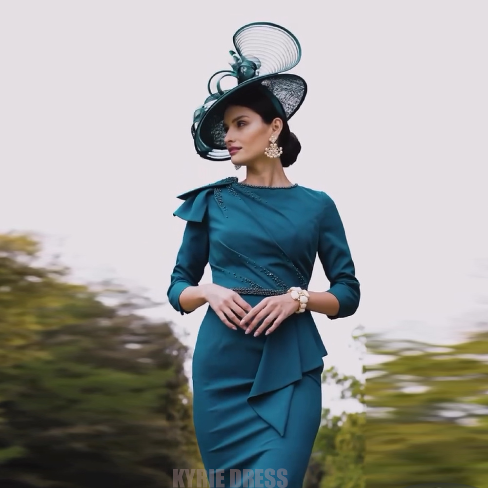 Robe élégante pour mère de la  - Elegant Satin Evening Gown Split avis et prix